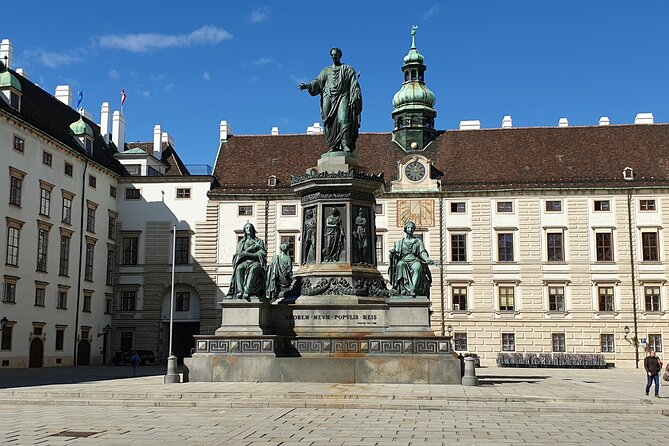 2-Hour Guided Tour in the Footsteps of Princess Sissi in Vienna - Inside the Sisi Museum: personal objects and the everyday feel