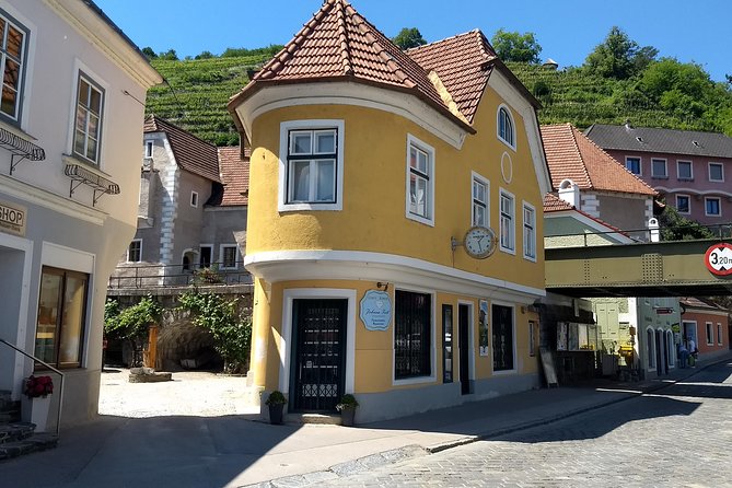 3-Hour Private Hiking Tour to historic places around Spitz in Wachau Valley - Your guide makes the difference: pace, safety, and photo help