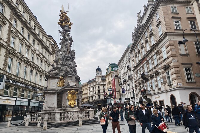 A private Historical Walking Tour in Vienna - Spanish Riding School to Graben and Kohlmarkt, culture plus daily life
