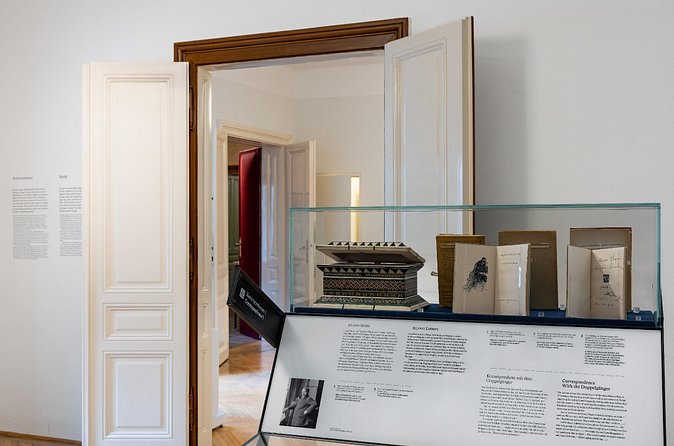 Admission to the Sigmund Freud Museum - Psychoanalysis in a Human Scale: What the Permanent Exhibition Covers