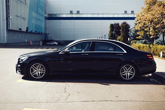 Airport Transfer: Vienna to Vienna Airport VIE by Business Car - Key points worth knowing before you go