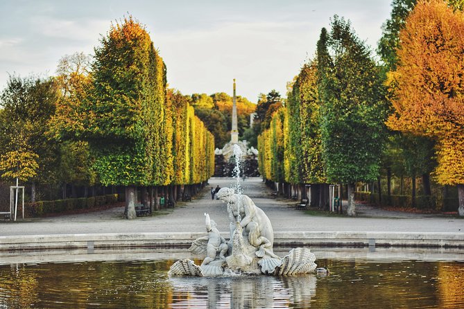 An Architectural insight of Vienna on a Private Tour with a local - Making the most of one-on-one coaching for architecture and history