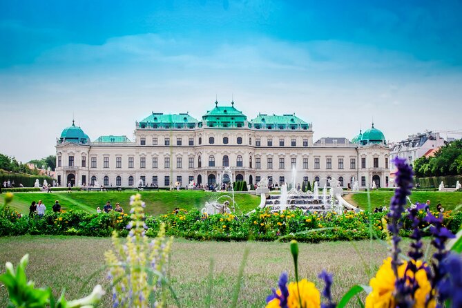 Astonishing Scavenger Hunt: Vienna Dreams Made Of Stone - Albertina: photo challenges meet a major art stop