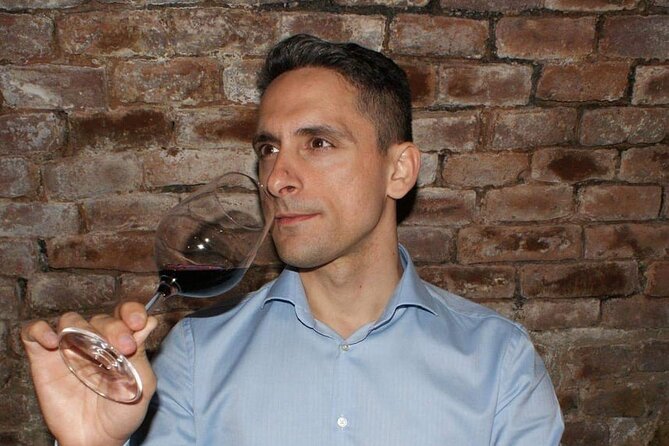 Austrian Wine Tasting - Why this wine-club format beats solo tastings in Vienna