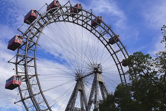 Authentic Experience: When in Vienna, do as the Viennese do! - Why this Vienna walk feels like getting directions from a local friend