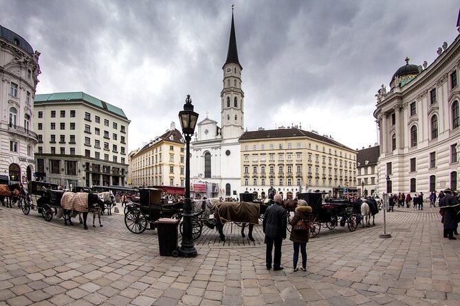 Authentic Experience: When in Vienna, do as the Viennese do! - Stop 4: Bitzingers Würstelstand, sausage optional, local rhythm included