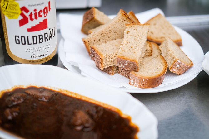 Authentic Vienna Food Tour inc. lunch, street food, 3 drinks - Favoriten Lunch: Main Course, Warm Dessert, Wine or Beer