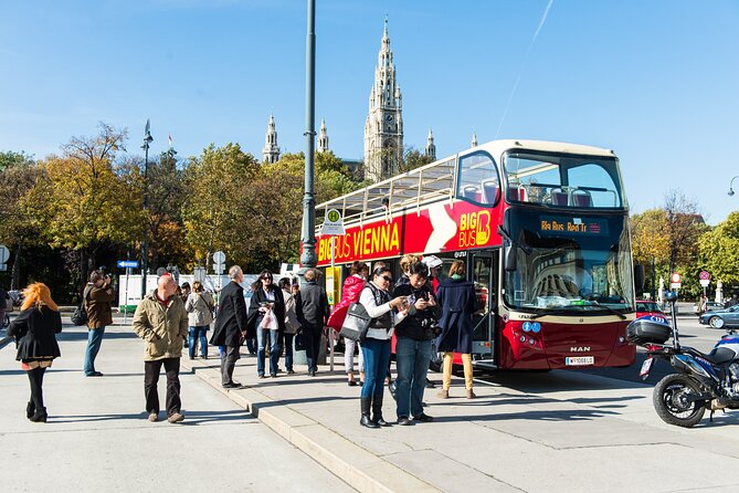 Best of Vienna Pass: Schönbrunn, Belvedere, Big Bus & Cruise - Riesenrad Giant Ferris Wheel: fast-track helps, especially at peak times