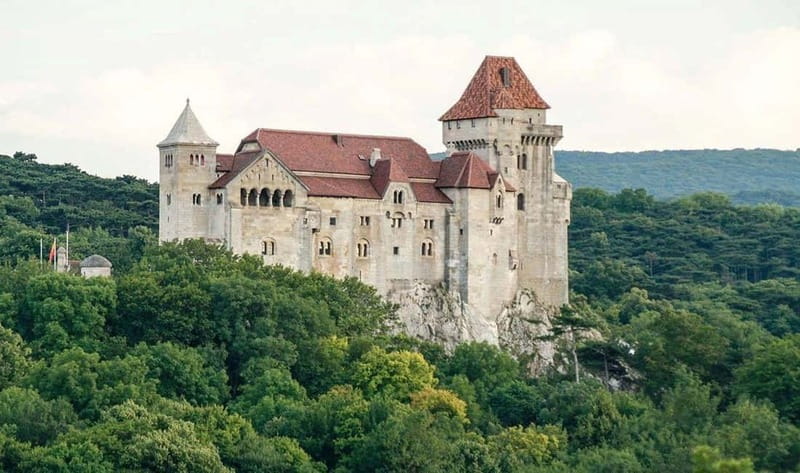 Bratislava: DayTrip: Castles around Vienna +underground lake - What the best day feels like: the guide makes the difference