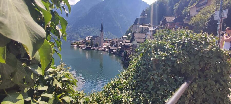 Bratislava or Vienna: Hallstatt & Salzburg Day Trip - Key things to know before you go