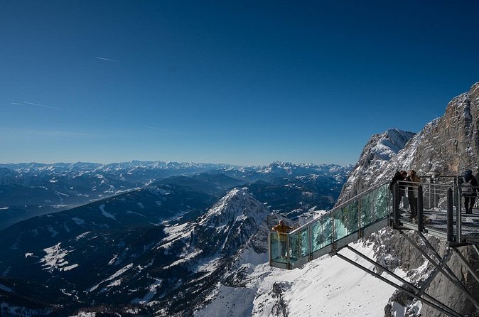 Breathtaking Mountains in One Day Trip from Vienna to Dachstein - Skywalk Dachstein: lunch hour at the top and how to use it well