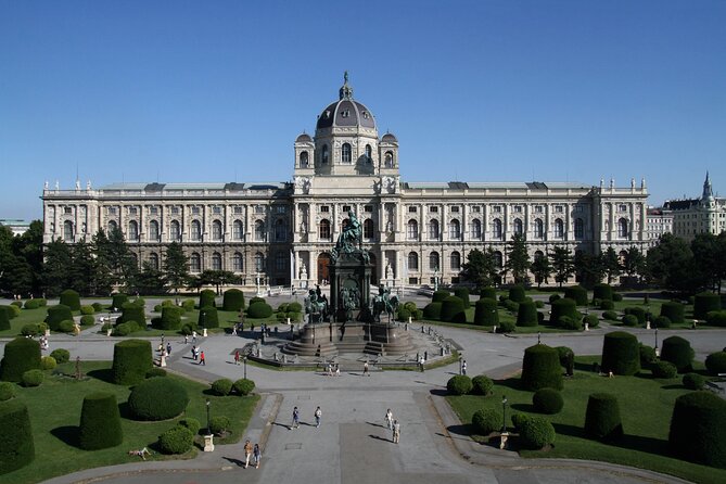 Bruegel's Masterworks at The Künsthistorischesmuseum in Vienna - Starting at Maria-Theresien-Platz, and how to plan your timing