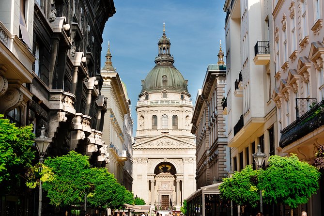 Budapest Day Trip from Vienna - Price and comfort: air-con, group size, and the long ride tradeoff