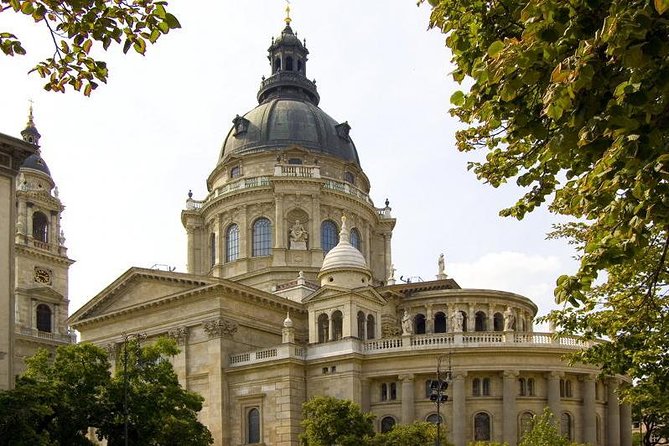 Budapest private day trip from Vienna - Guides, personalities, and what that means for your day