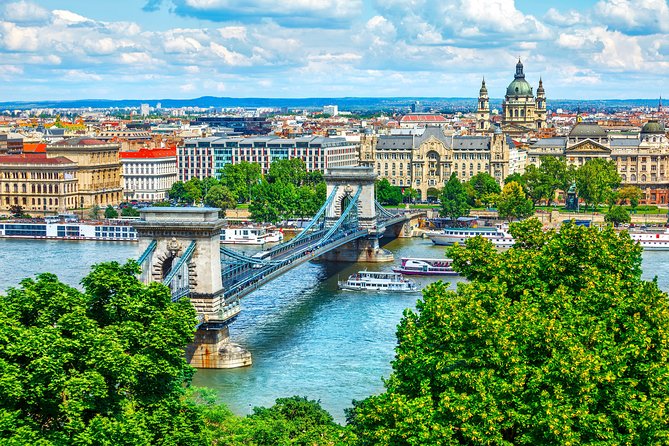 Budapest Private Tour from Vienna - First stops in Budapest: Heroes’ Square to the Danube viewpoint