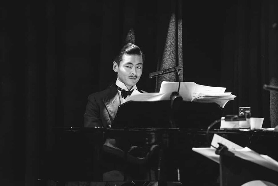 Burlesque Dinner Club in Vienna - The dinner portion: multi-course comfort plus live jazz