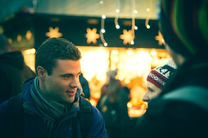 Christmas Market Vienna Tour - Rum-spiced punch, glühwein, and sweet snacks: how to enjoy the inclusions