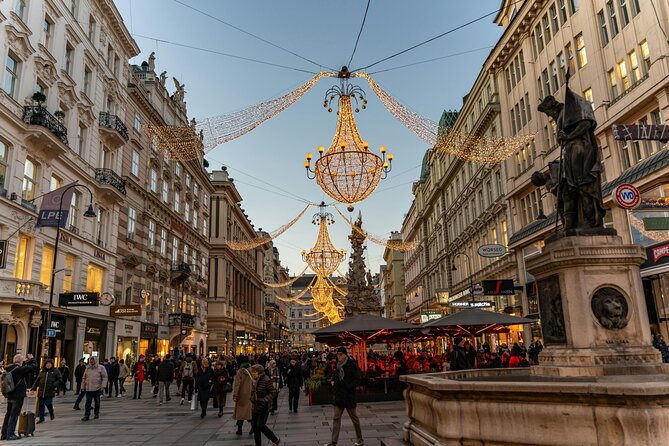 Christmas Walk Vienna : 5 Markets & Old Town in 3h (EN/DE) - A 4:30 pm Christmas walk that keeps you moving (in a good way)