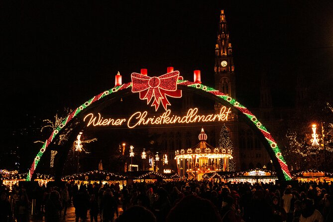 Christmas Walk Vienna : 5 Markets & Old Town in 3h (EN/DE) - Stop 2: Spittelberg Christmas Market for narrow streets and real flavor