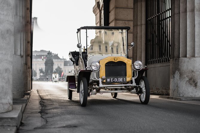 City Sightseeing Tour in an Electro Vintage Car (up to 5 people) - Choosing the Right Tour Length: 40 Minutes vs 90 Minutes