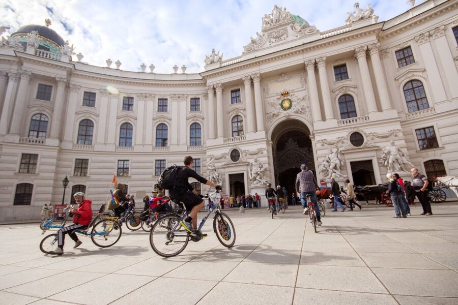 Classic Vienna: 3-Hour Guided Bike Tour - Karlsplatz and Karlskirche: a wow moment on the return arc