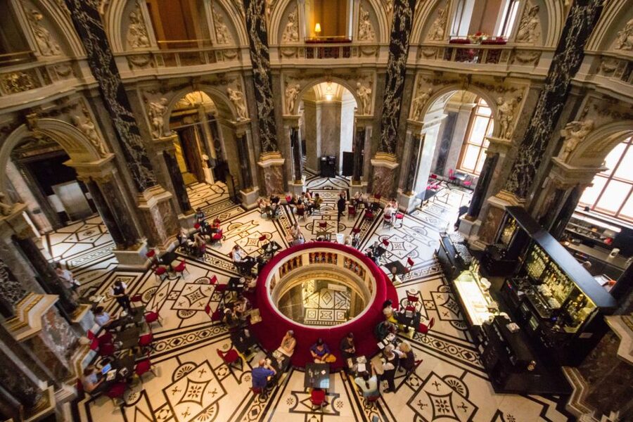 Combo Ticket: Kunsthistorisches Museum & Imperial Treasury - Imperial Treasury at the Hofburg: Crowns, Jewels, and Power Symbols