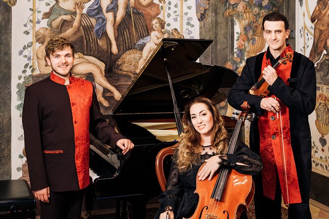Concerts at Mozarthouse Vienna - Chamber Music concerts. - The intermission: coat check, breaks, and interval drinks