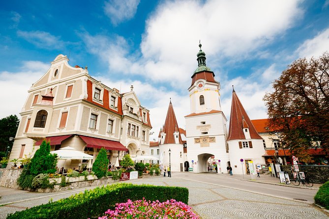 Danube Valley Day Trip from Vienna - Guide quality: names you might get, and why it matters
