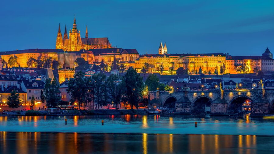 Day trips from Vienna: Prague One Day Guided Tour - Timing reality: how the 12 to 13 hours affects your day