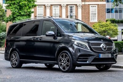 Departure by Private Minivan from Vienna to Vienna Airport VIE