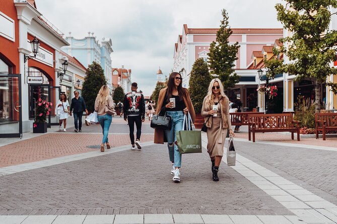 Designer Outlet Parndorf Return Shuttle Bus from Vienna - Price and value: is $30.71 worth the convenience?