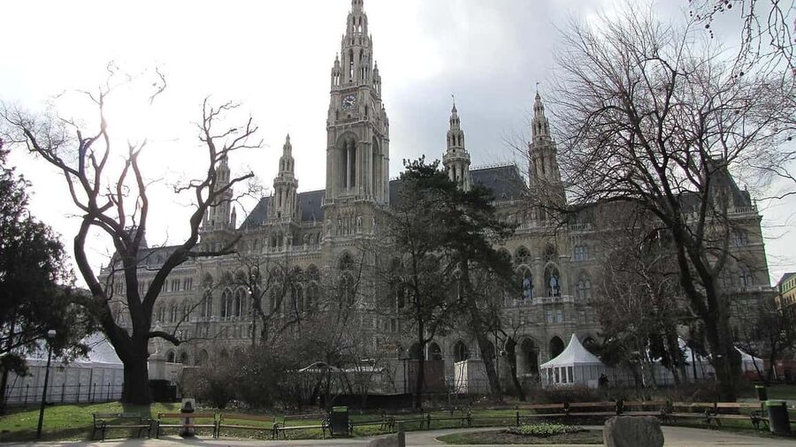 Discover Vienna’s Landmarks in 2 Hours - Tickets and the real cost of seeing inside