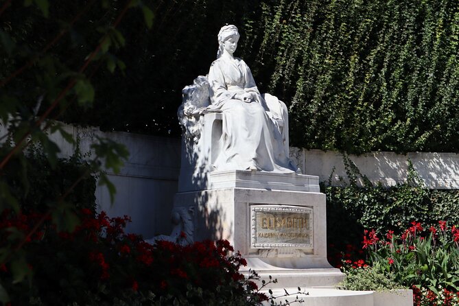 Empress Sisi - The Lady Di of Vienna - The Historic Center walk: aristocratic paths and practical pacing