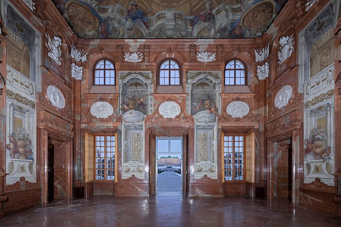 Entry Ticket Lower Belvedere with Orangery & Palace Stables - Palace Stables: how to fit them into a 1 to 2 hour plan