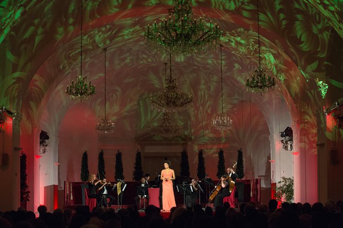 Exclusive Evening at Schönbrunn Palace: After-Hours Audiotour, Dinner, Concert - Dinner near the palace, what you get and what you should watch for