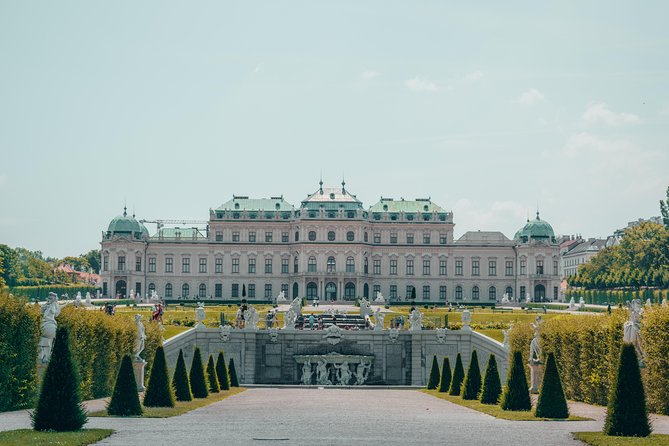 Explore the Instaworthy Spots of Vienna with a Local - Kohlmarkt: Luxury Facades, Easy Street Compositions