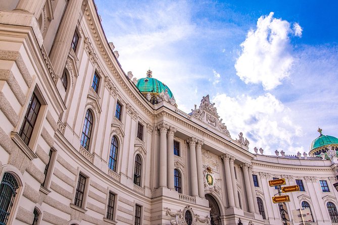 Explore Vienna in 60 minutes with a Local - Upper Belvedere and the Meaning of Klimt’s The Kiss