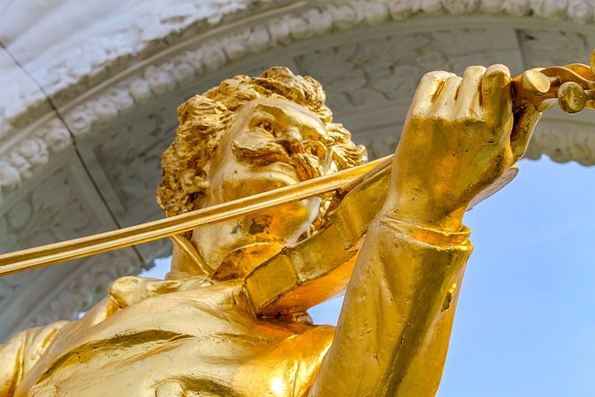 Explore Vienna’s Art and Culture with a Local - Price and value for a 90-minute, up-to-8 group