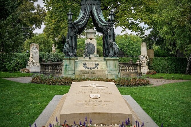 Explore Vienna's Central Cemetery: Private 2.5-hour Guided Tour - Key things to watch for on this Vienna cemetery tour