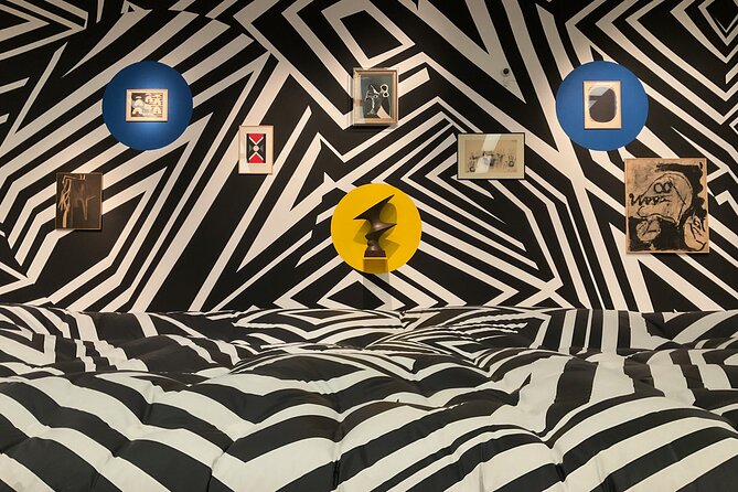 Exploring contemporary art: Private tour of museums with Tickets - Key Highlights You’ll Feel on the Walk