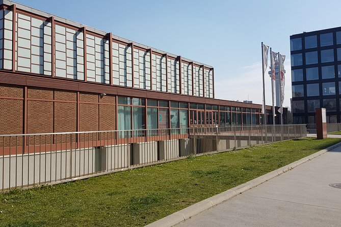 Exploring contemporary art: Private tour of museums with Tickets - MuseumsQuartier: Vienna’s Contemporary Hub in a Few Planned Steps