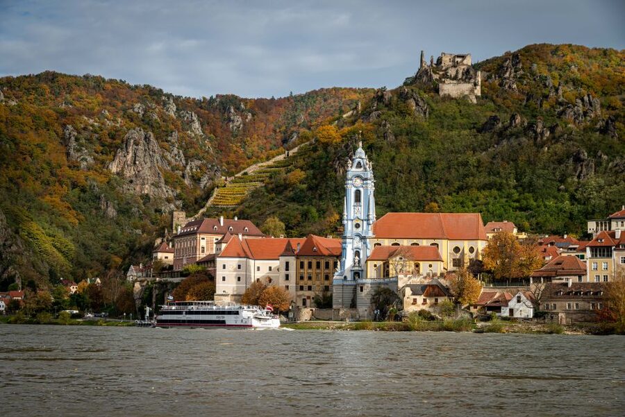 From Vienna: Dürnstein and Wachau Cruise - Dürnstein in Two Hours: Medieval Streets With a Time Limit