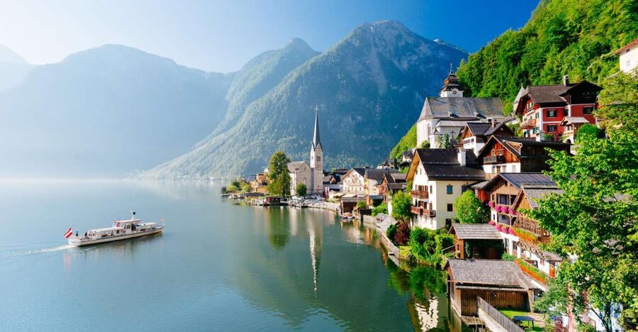 From Vienna: Full Day Trip to Hallstatt and Salzkammergut - From Vienna to Hallstatt, the ride is half the story