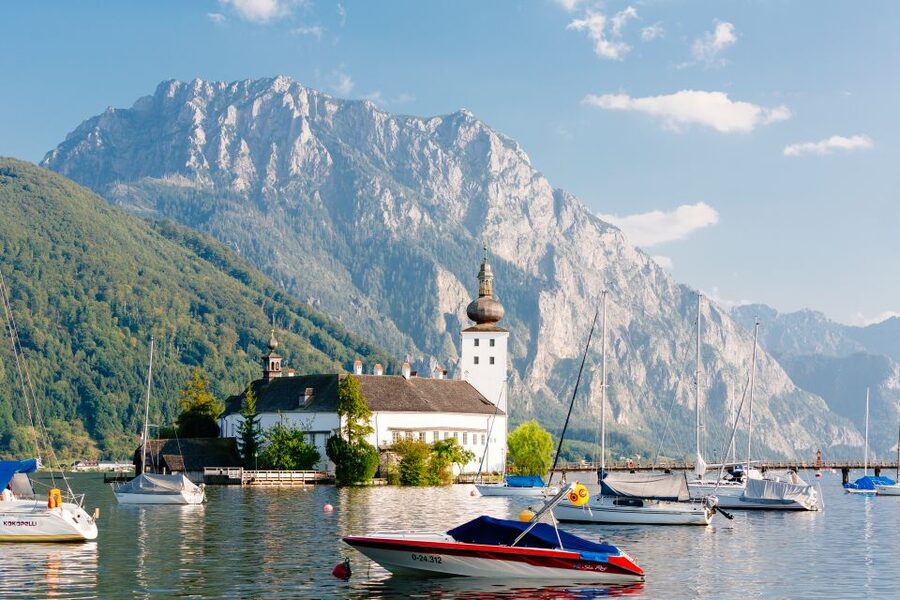 From Vienna: Full Day Trip to Hallstatt and Salzkammergut - Hallstatt guided walk: salt mining roots and smart photo spots