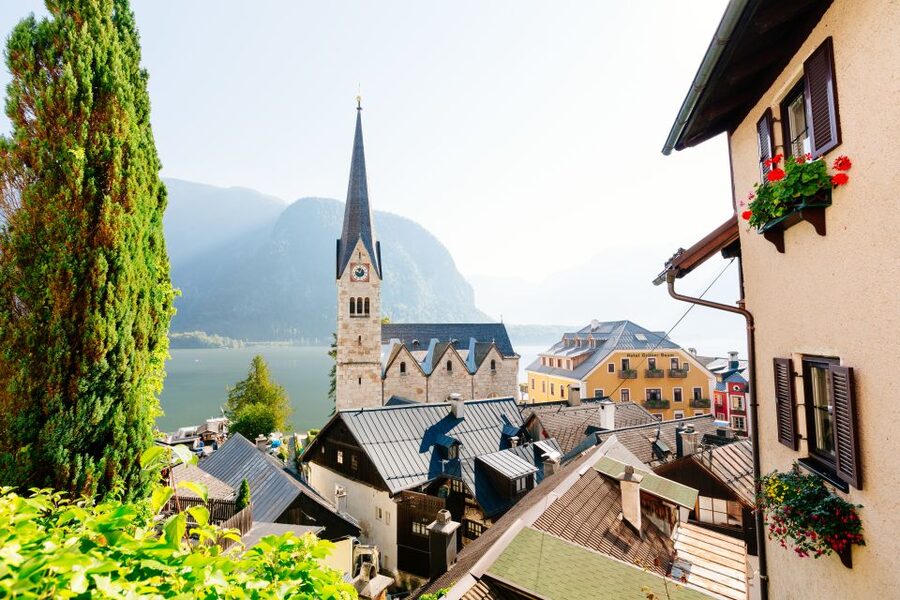 From Vienna: Full Day Trip to Hallstatt and Salzkammergut - Obertraun stop and how to use your free time well