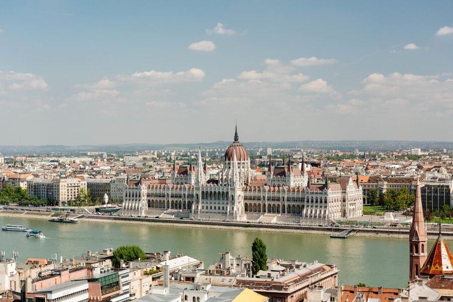 From Vienna: Guided Day Trip to Budapest - Photography game plan: where the tour helps, and where you need your own tricks
