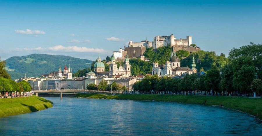 From Vienna: Guided Day Trip to Salzburg - Salzburg Old Town Walking Tour: UNESCO on Foot, Not on a Map