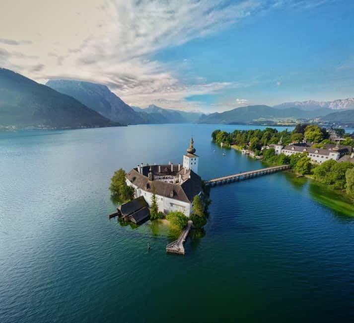 From Vienna: Hallstatt Mountains and Lakes Tour - Schloss Ort on Lake Traunsee: the castle stop that feels like a scene change