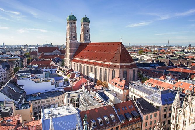 From Vienna to Munich, 2h of Sightseeing, Private Transfer - Salzburg and Hallstatt: Classical Beauty Without the Transit Grind