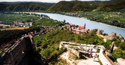 Wachau Valley Day Tour with Wine Tasting